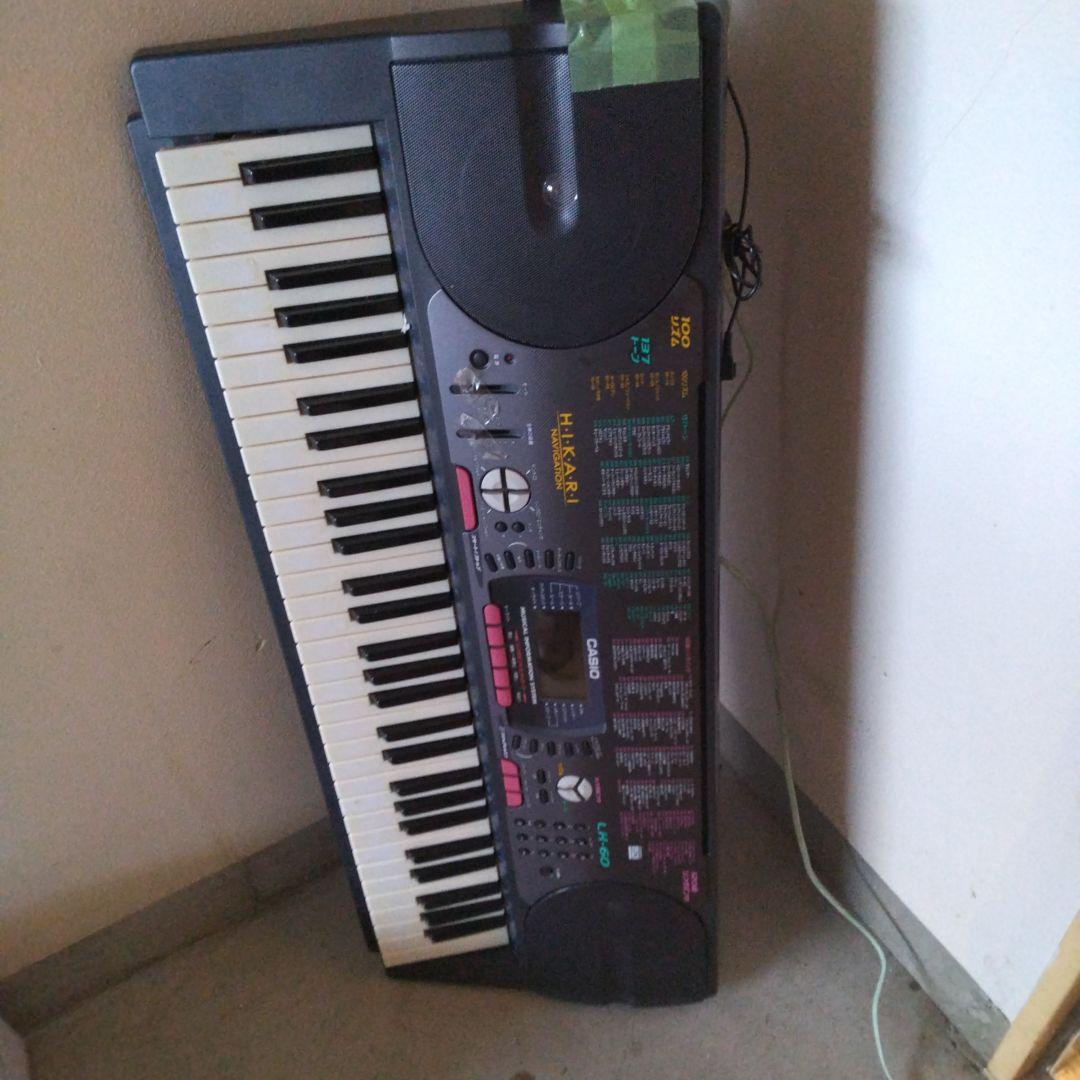 CASIO CTK-240 61鍵シンセサイザー