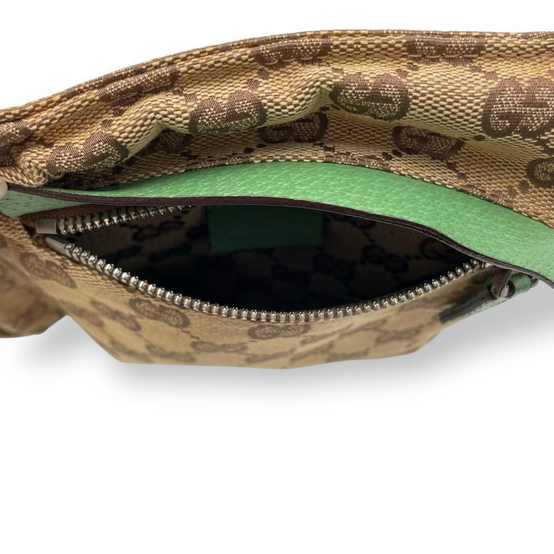 美品 GUCCI ボディバッグ キャンバス グリーン シェリーライン レザー
