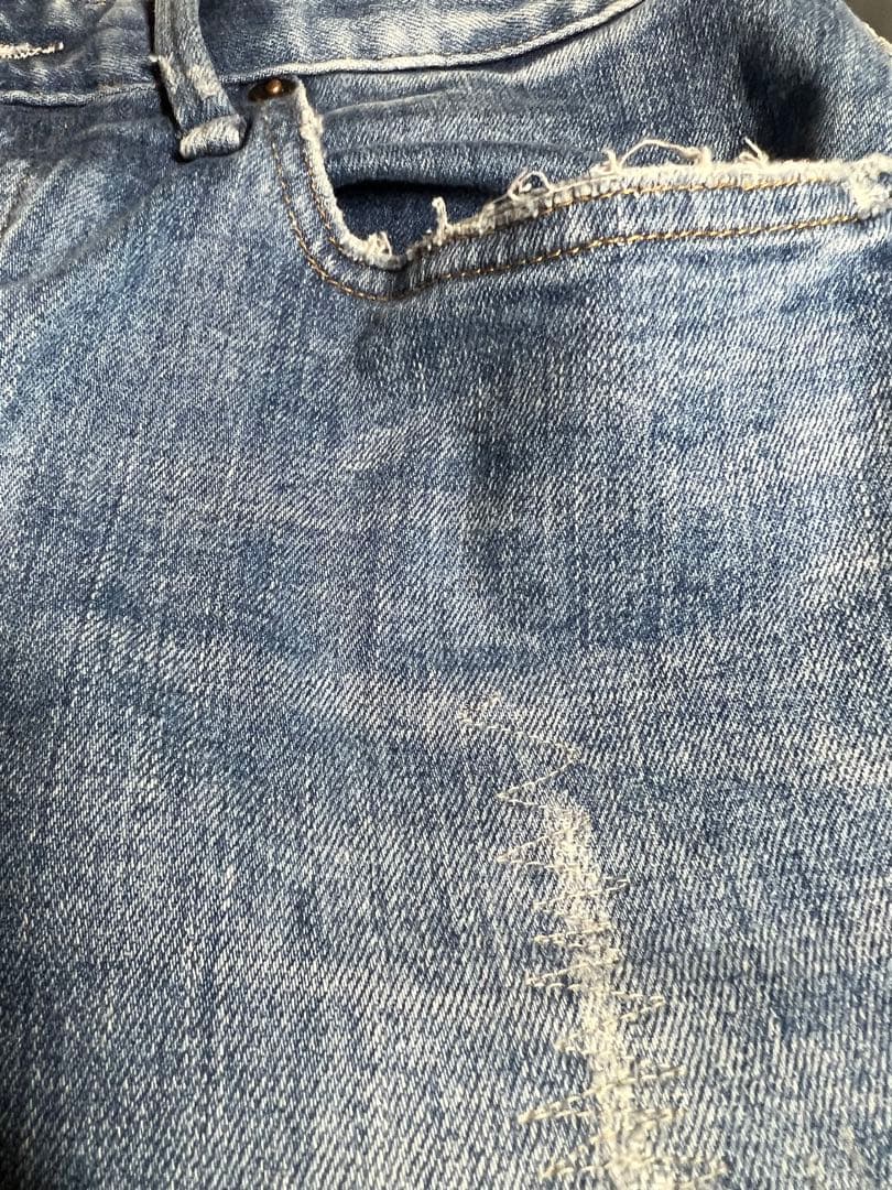 【極美品】DENHAM RAZORW33カンディアーニ製ダメージ加工イタリア生地