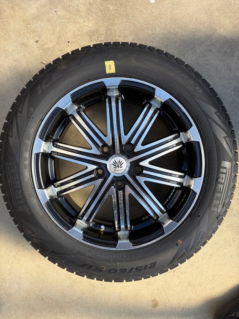 Pirelli 215/60 R17 スタッドレスタイヤホイールセット