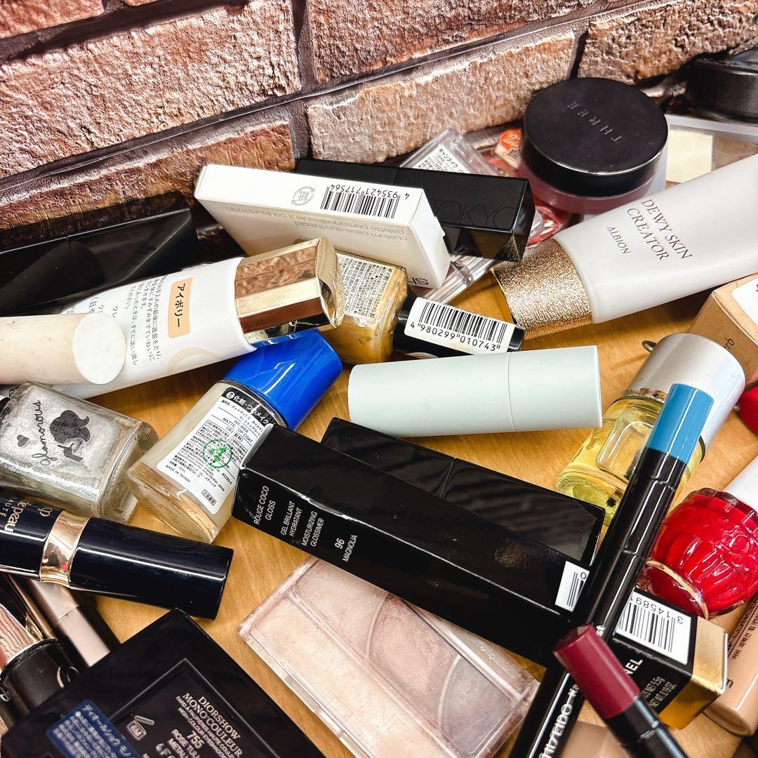 ☆デパコス多め　スック多め　コスメ大量まとめ５０点以上