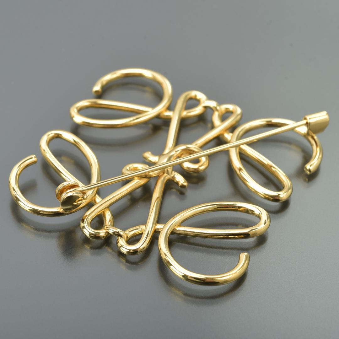 美品 ロエベ LOEWE アナグラム ブローチ ゴールド 箱/ショッパー/袋付き