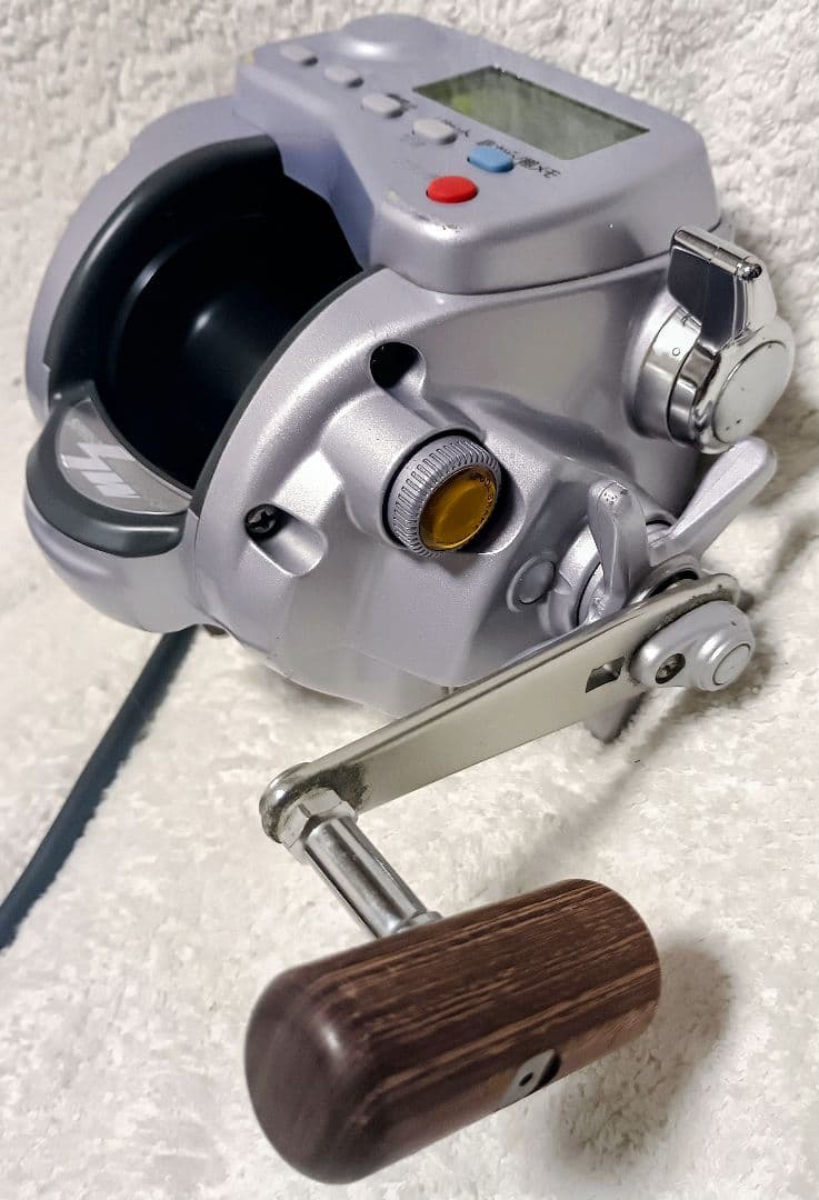 定価151800円ダイワスーパータナコンZ600SW電動リール