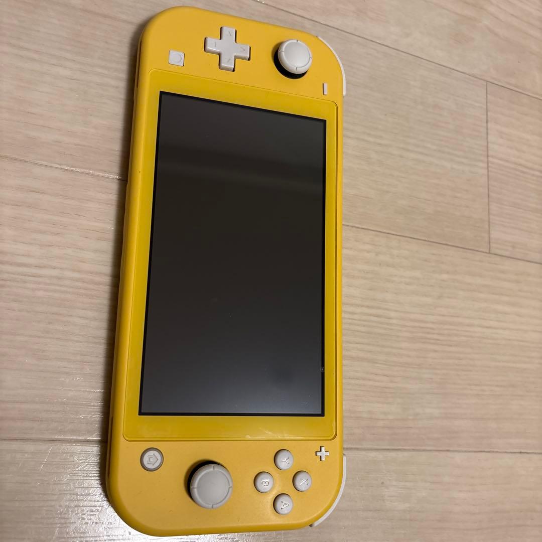 Nintendo Switch Lite イエロー 本体　充電機付