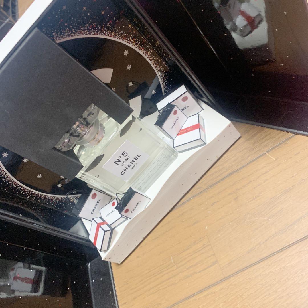 シャネル N°５ オードゥ パルファム シアター コフレ 100mL