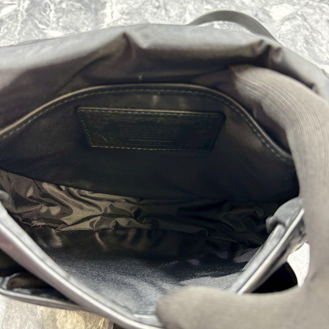 希望額✨ハンティングワールド　ショルダーバッグ　バチューサー