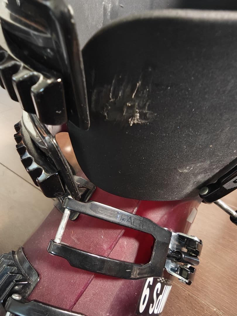 Bumps 9 モーグル用スキー靴 紫