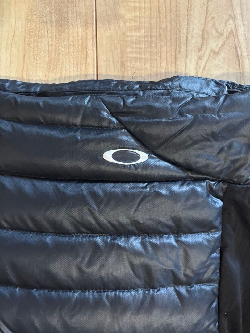 チャイまま専用。美品 Oakley スカル メンズゴルフジャケット 黒