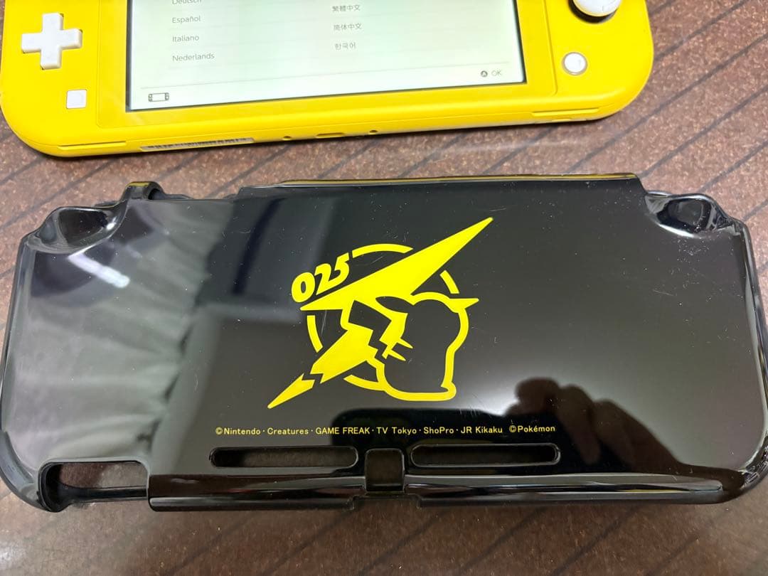 Nintendo Switch Lite イエロー 充電器あり ハードカバー付き