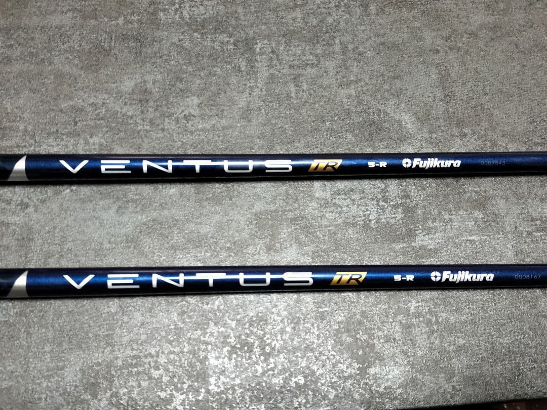 Qi10 3w 5w 2本セット ベンタスTRブルー5R　テーラーメイド