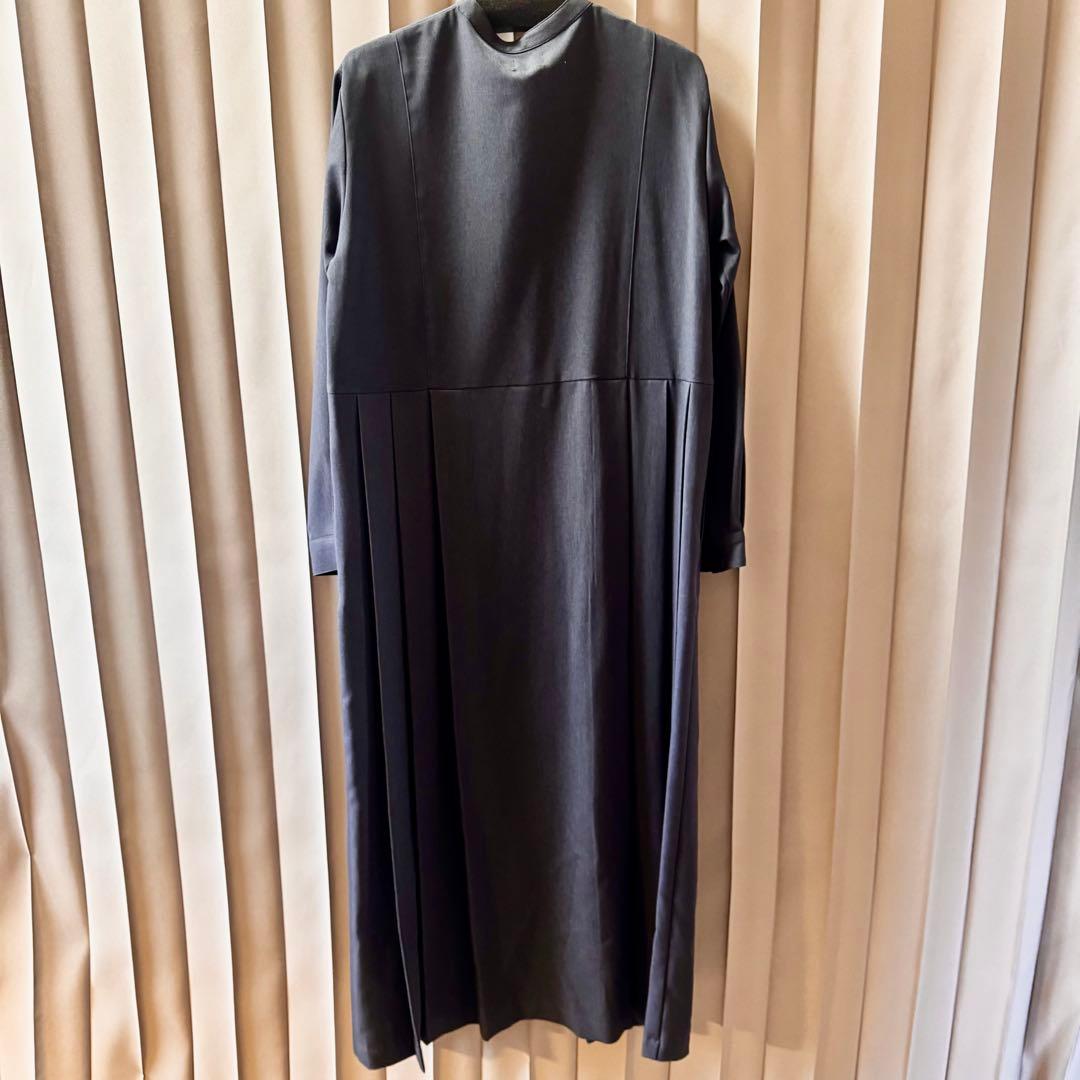 新品！アーバンリサーチ ドアーズ サイドプリーツ 切替ワンピース M チャコール