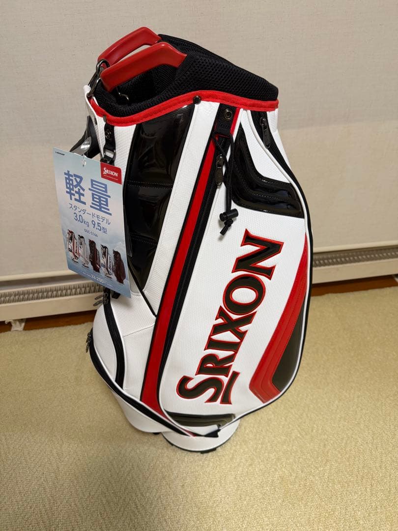 新品スリクソンキャディバッグ　GGC-S166 かなり軽量でカッコいいです。