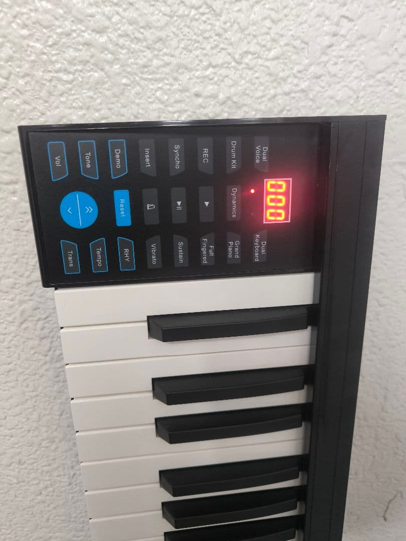 電子ピアノ88鍵スリムデザイン 可動品、バッテリ—内蔵、USB電源