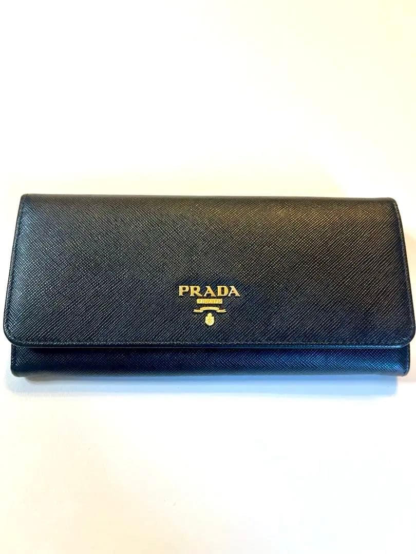 プラダ長財布黒