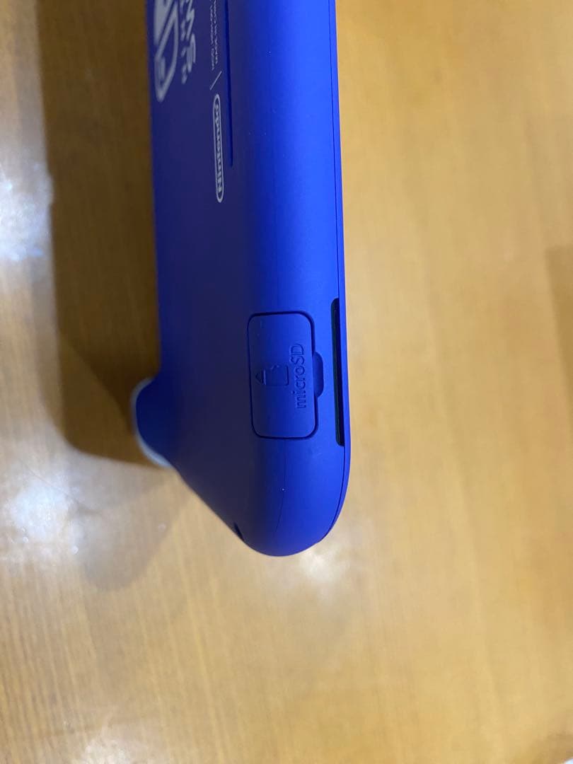 美品！Nintendo Switch Lite 青　本体 ACアダプター付き