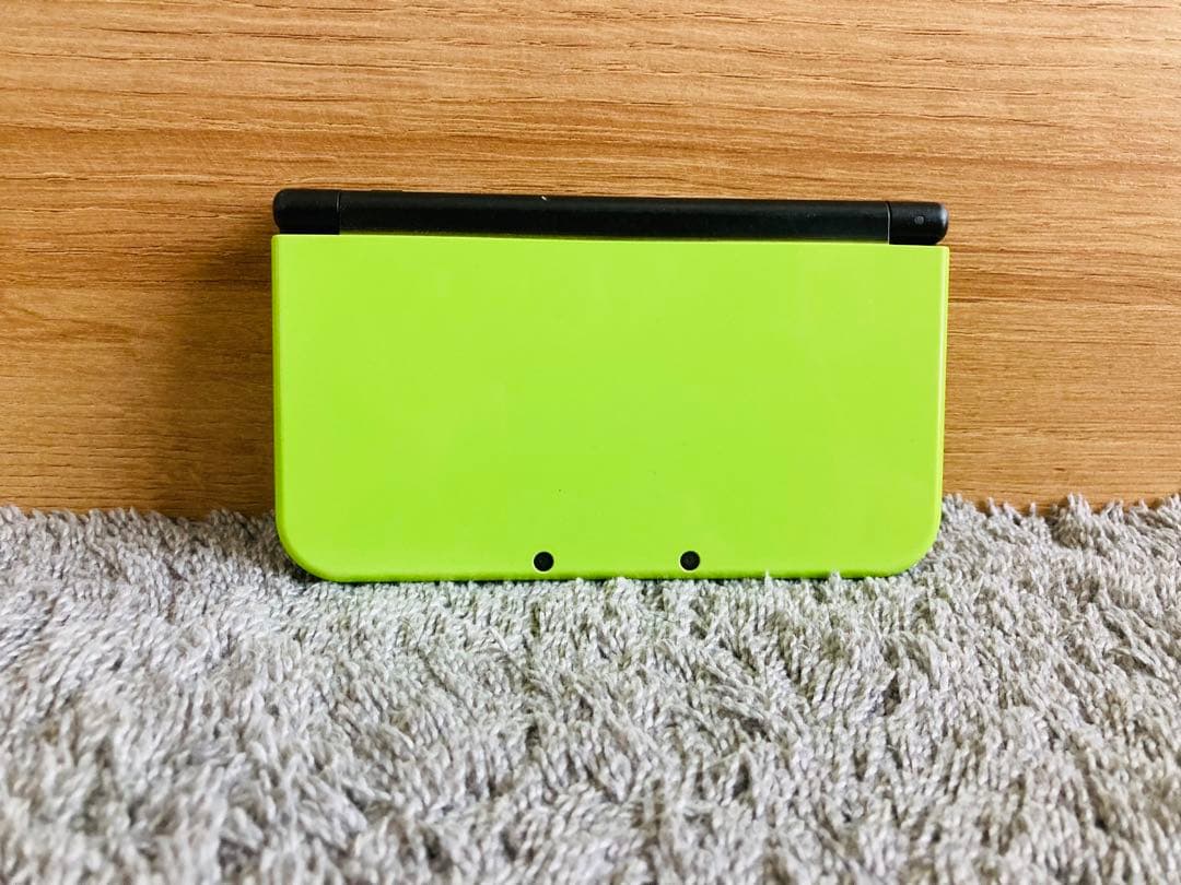 Newニンテンドー3DS LL ライム×ブラック
