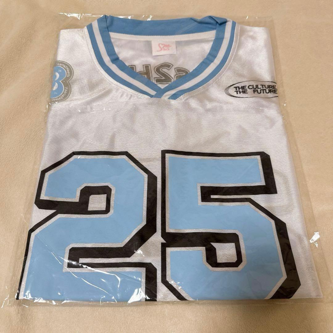 smtown live 2025 hearts2hearts ユニフォーム