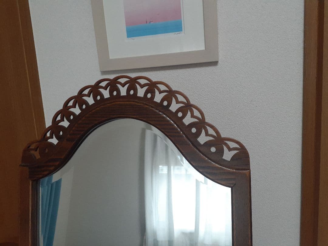 パリの雑貨屋木製アーチ型スタンドミラー