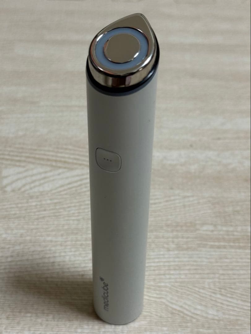 メディキューブ AGE-R ブースタープロミニ 美顔器　PDRN美容液