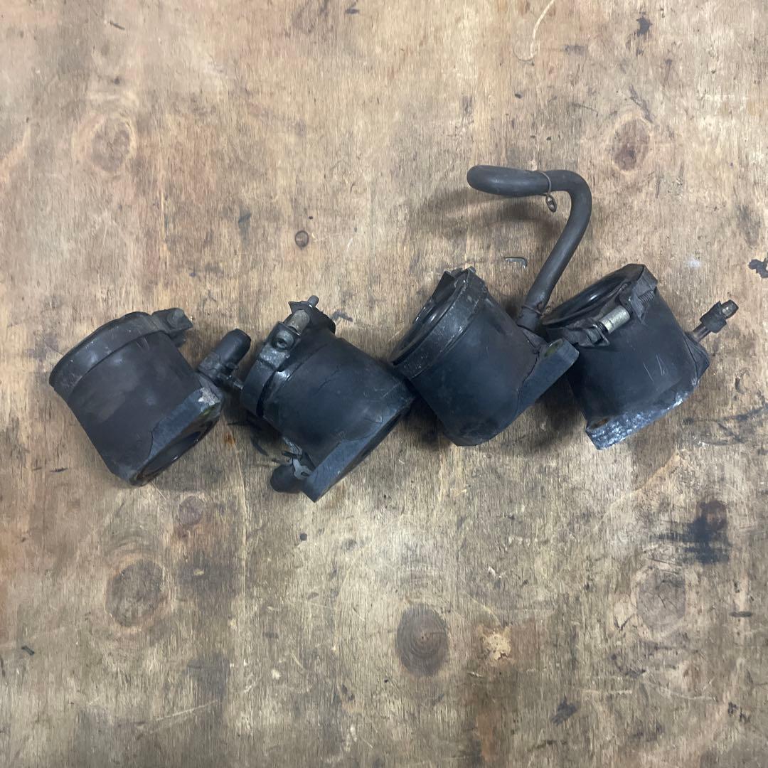 【送料無料】XJR400R RH02J 純正インシュレーター