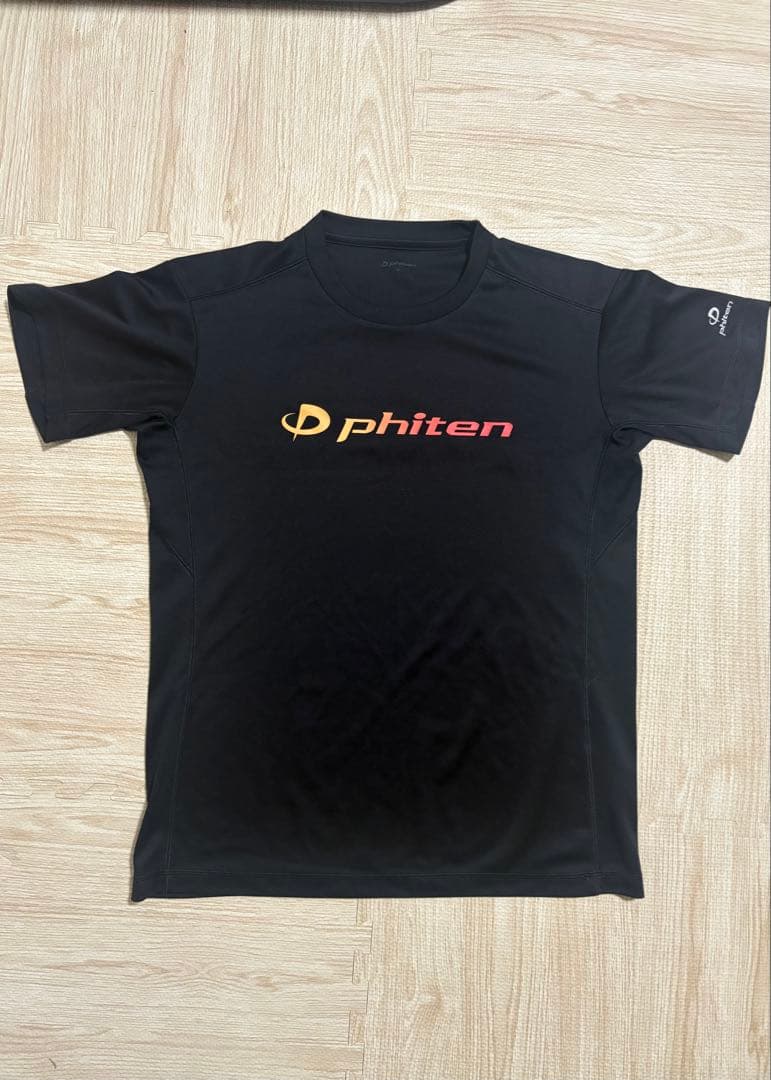 phiten tシャツ Oサイズ(美品) *omaru*
