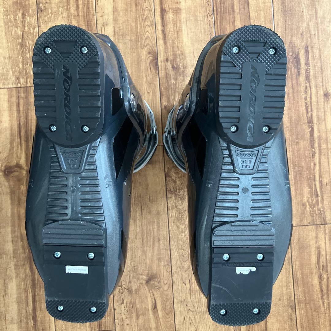 美品NORDICA GRANSPORT 8 EASY スキーブーツ28/28.5