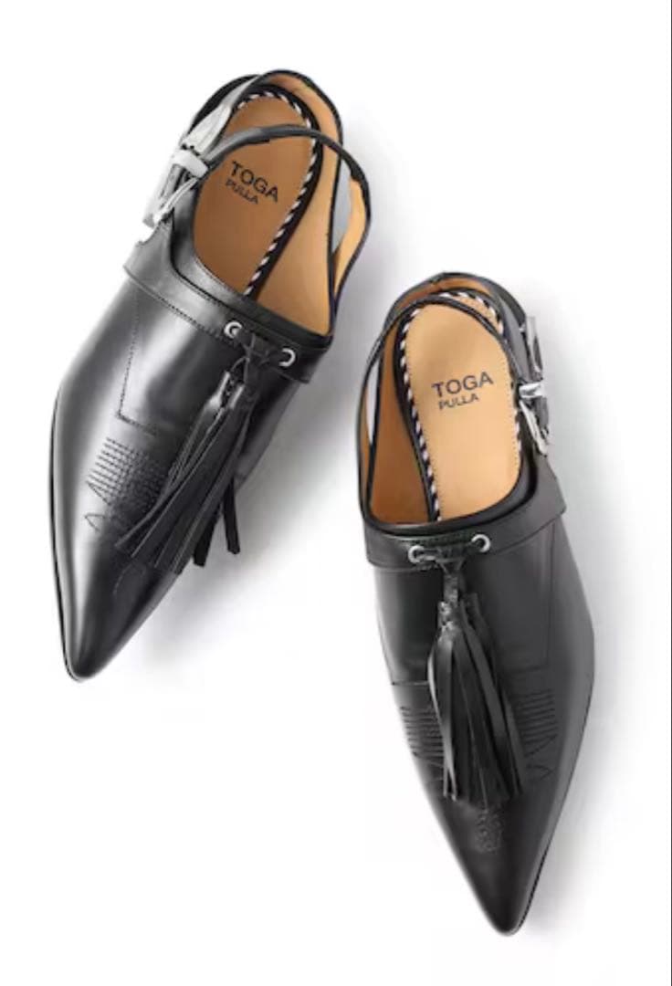 TOGA PULLA タッセルミュール