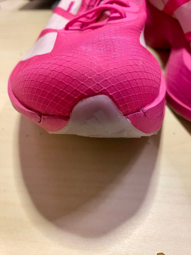 アディゼロ アディオス プロ 4 M　ランニングシューズ ピンクJP27.0