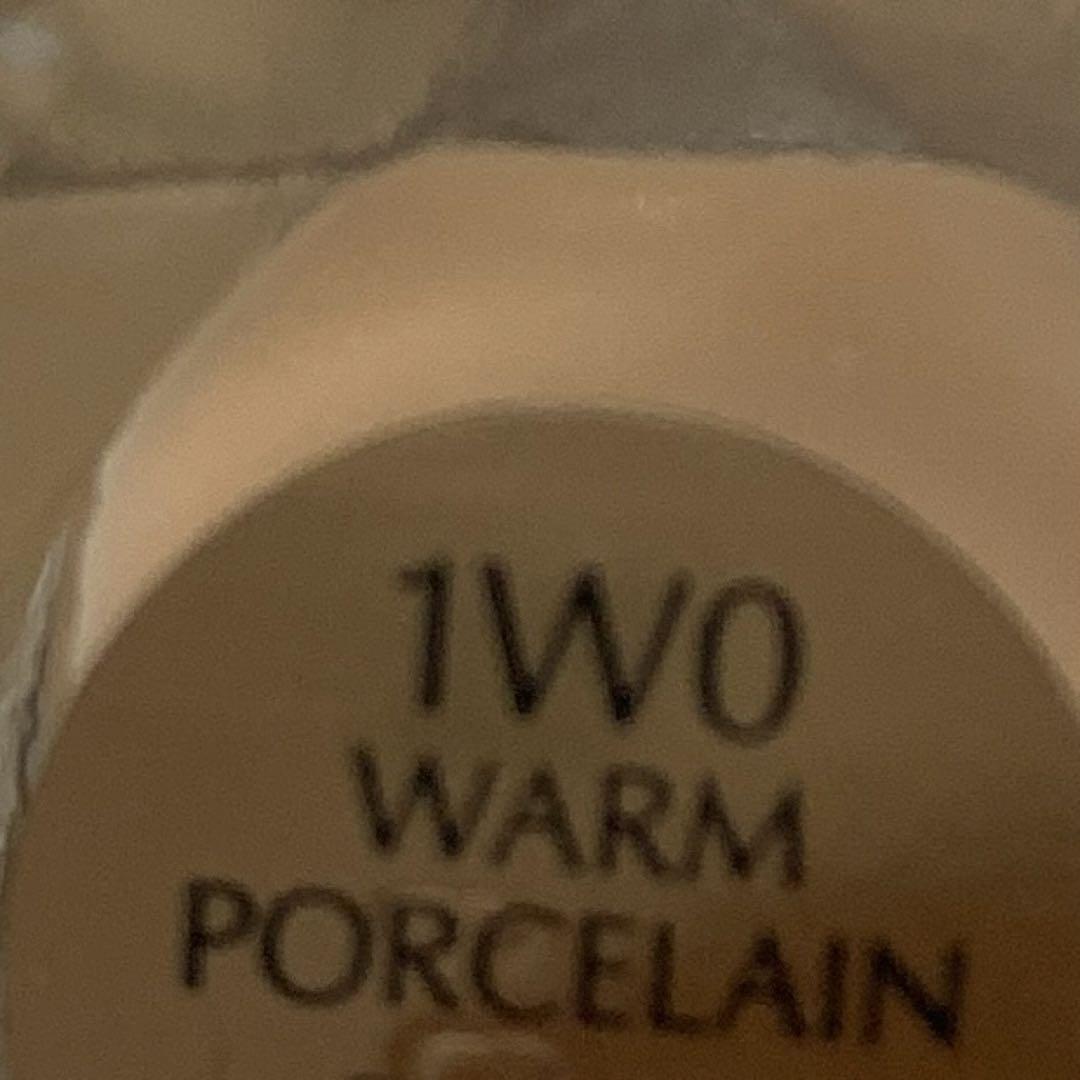 Estee Lauder リニュートリィブ　リキッドファンデーション