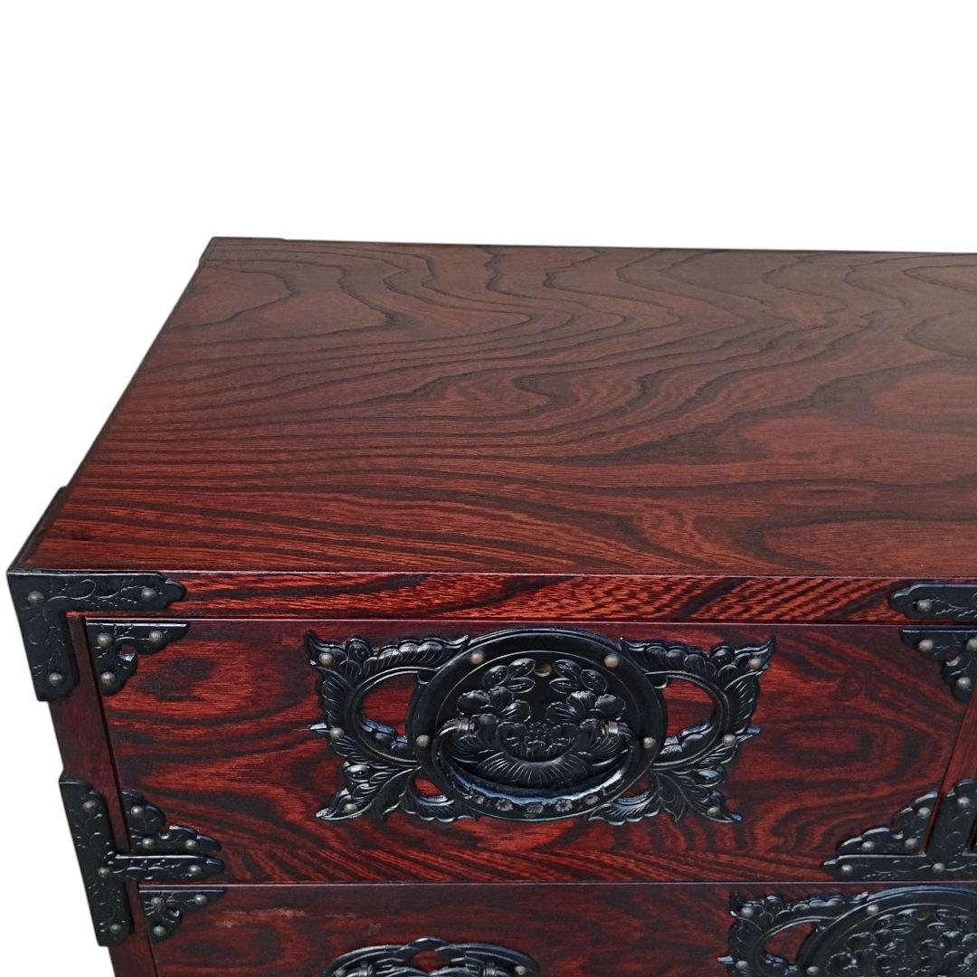 岩谷堂箪笥　南部鉄器　欅　漆塗り　チェスト　伝統工芸　整理箪笥　6段