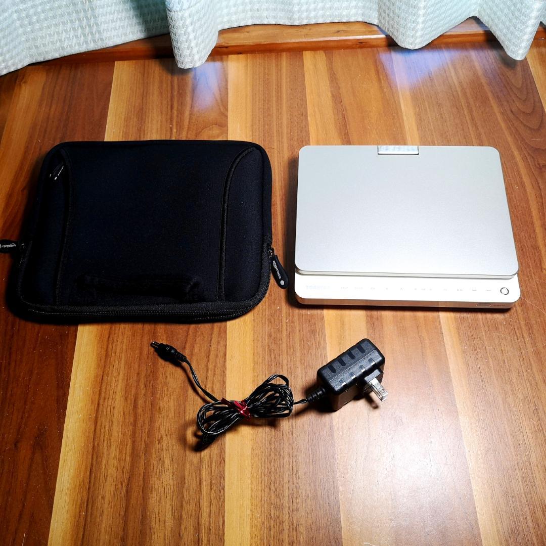 A1016♥東芝ポータブルブルーレイプレイヤー SD-BP900S 動作品♥