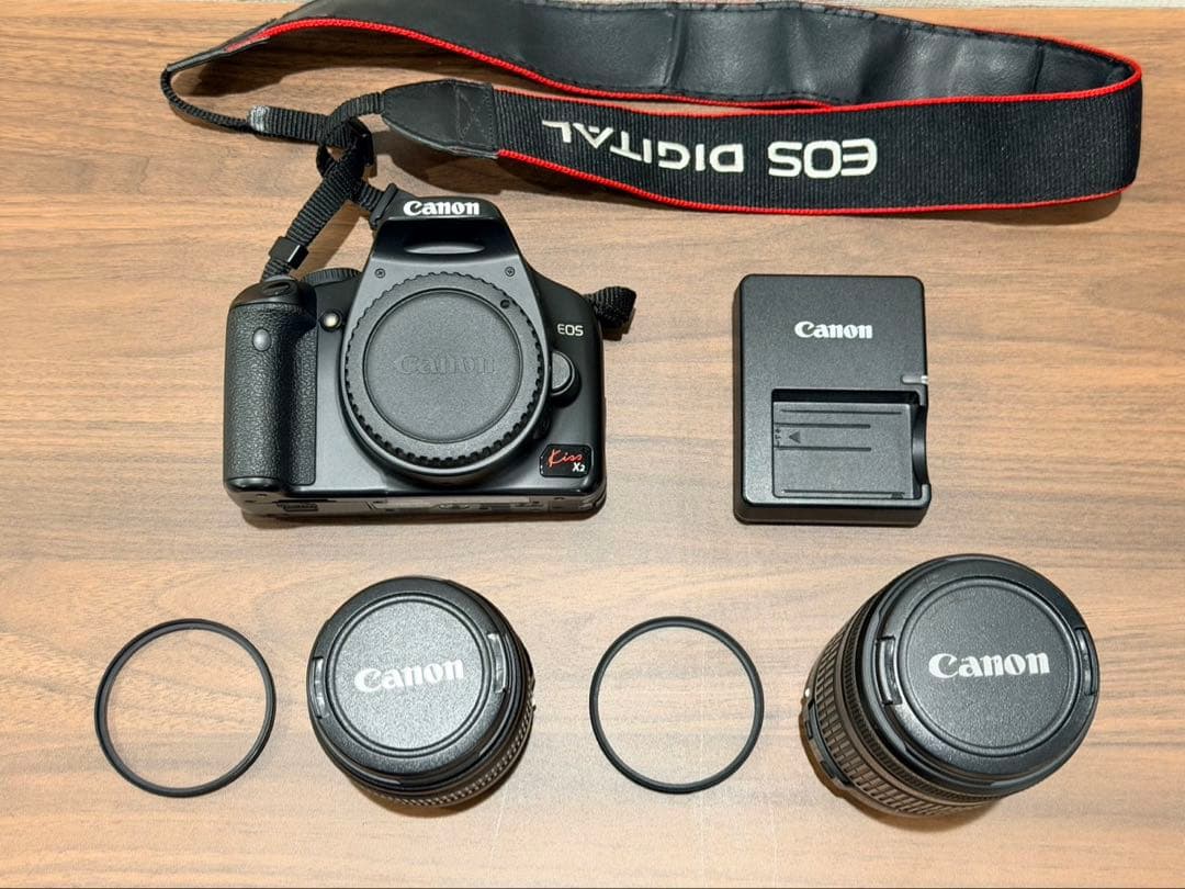 Canon キャノンEOS KISS X2 ダブルズームセット