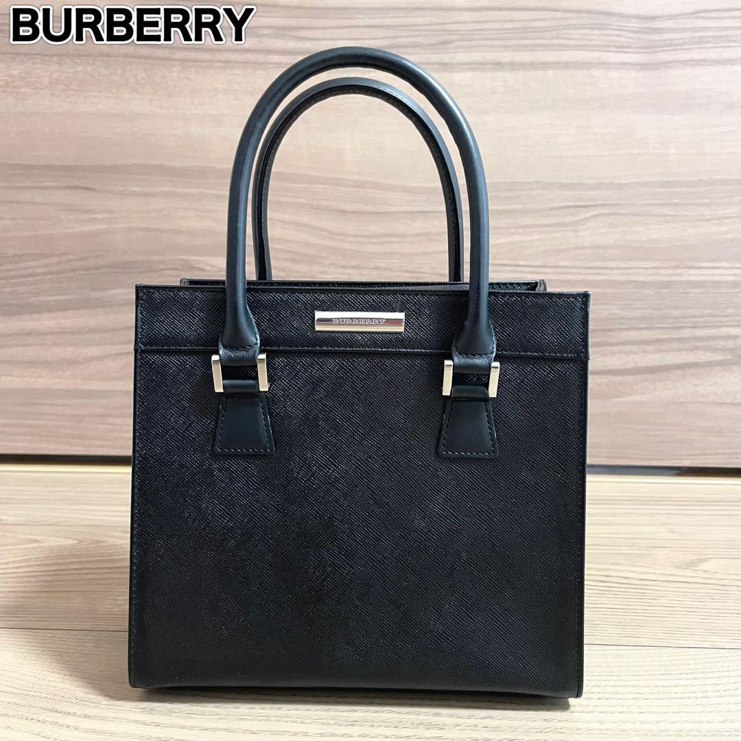 未使用/バーバリー　ハンドバッグ　トート　ミニ　ノバチェック　ブラック　レザー