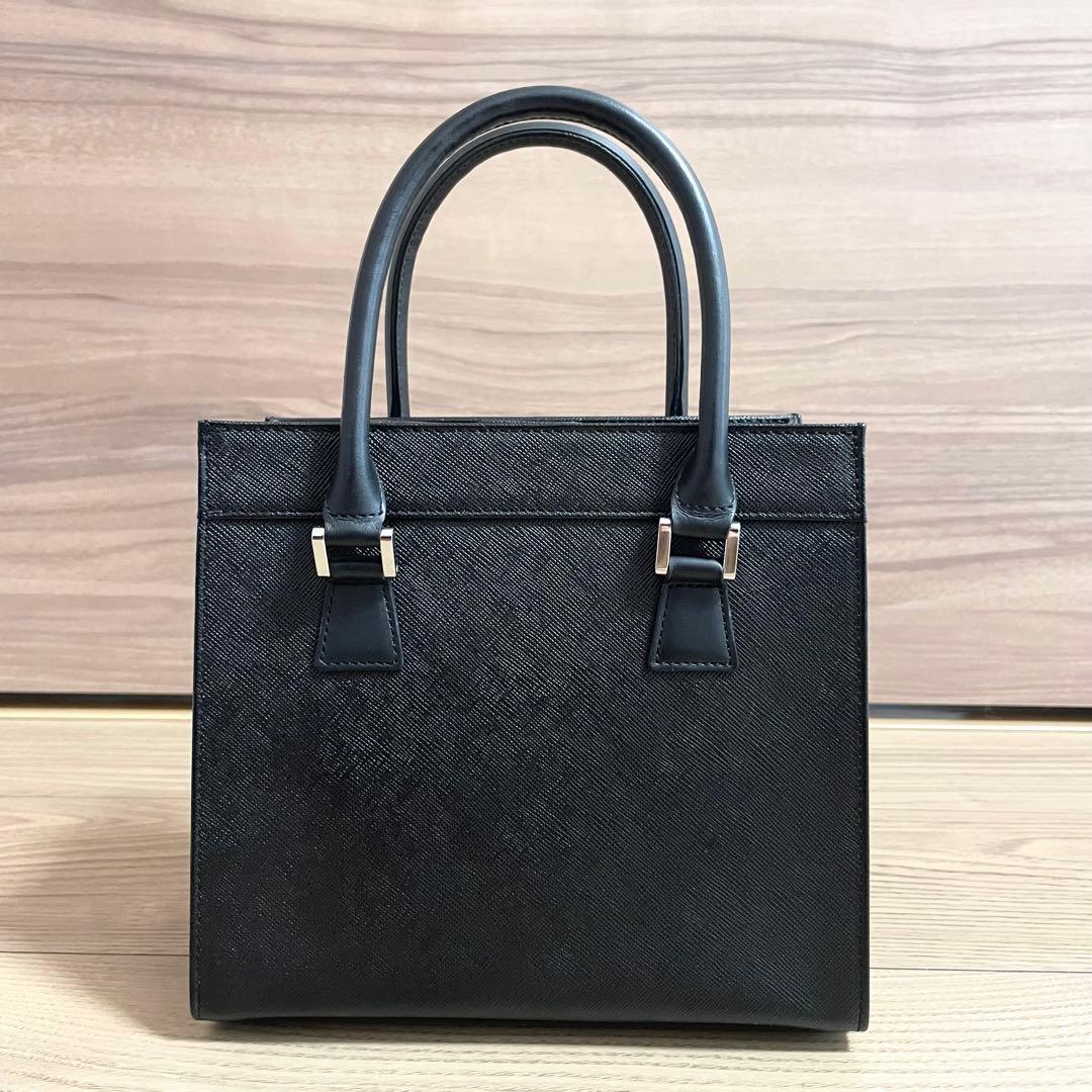 未使用/バーバリー　ハンドバッグ　トート　ミニ　ノバチェック　ブラック　レザー