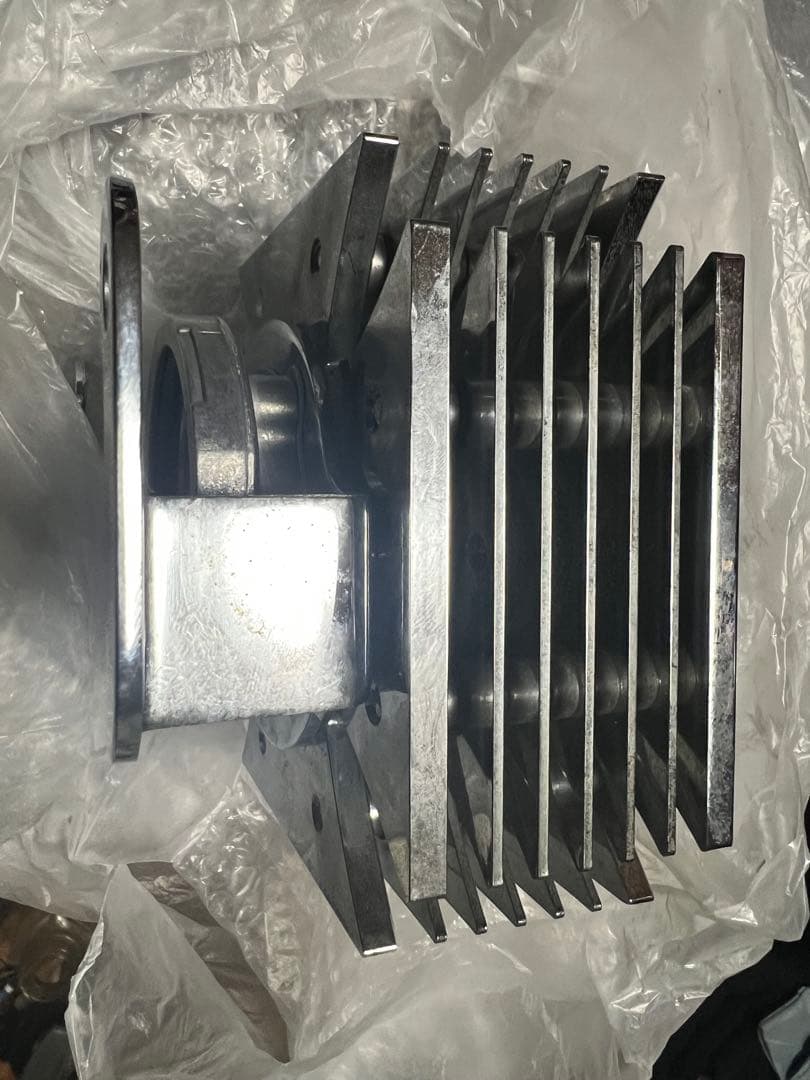 アイアンクロスエアクリーナー　マルチーズクロス ショベルバンナックルアイアンエボ