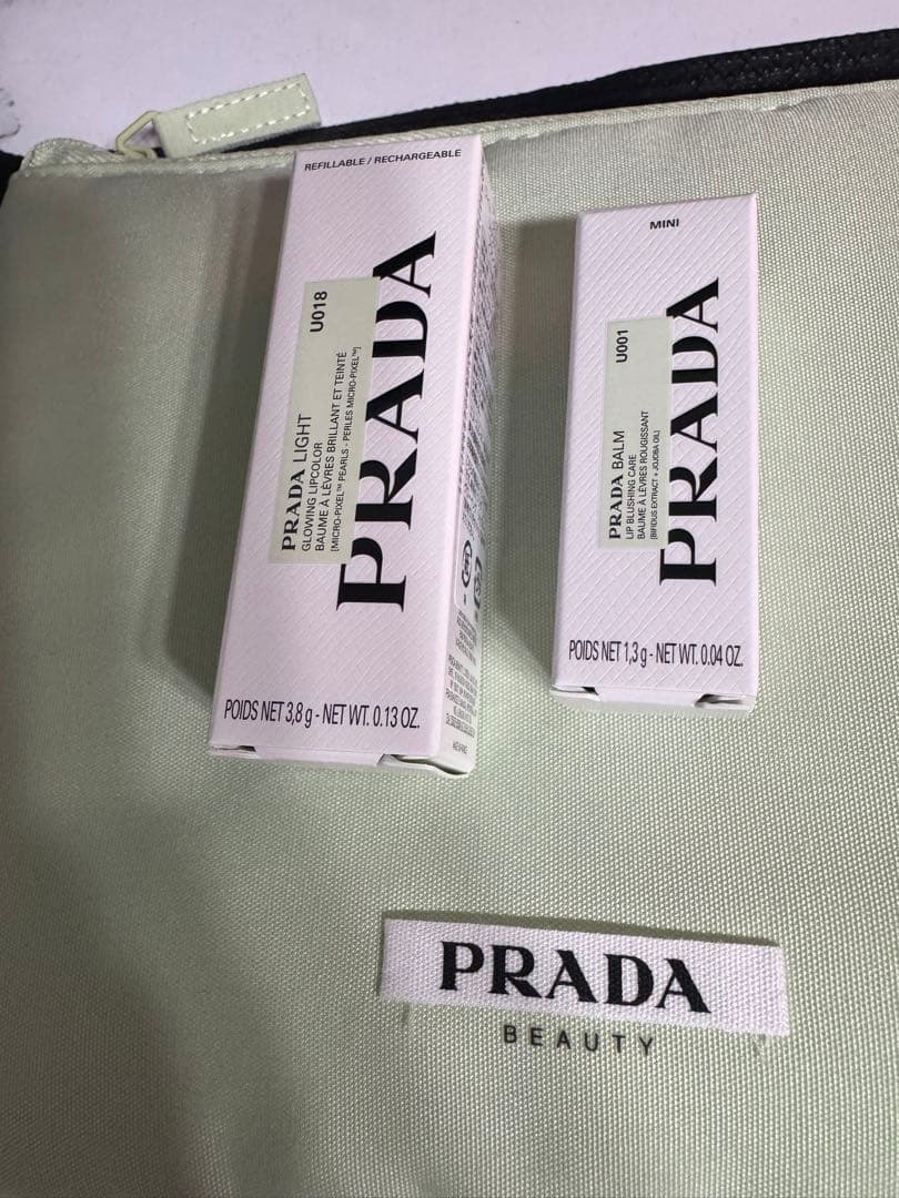 プラダ　ピンクセット　ミニポーチ付(ヘアミスト除く)