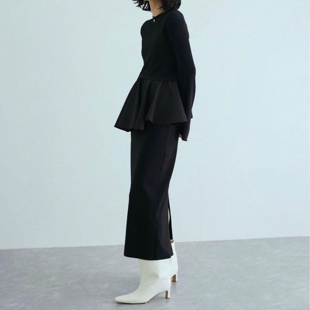 美品　ADAM ET ROPÉ FEMME ペプラムコンビニットワンピース