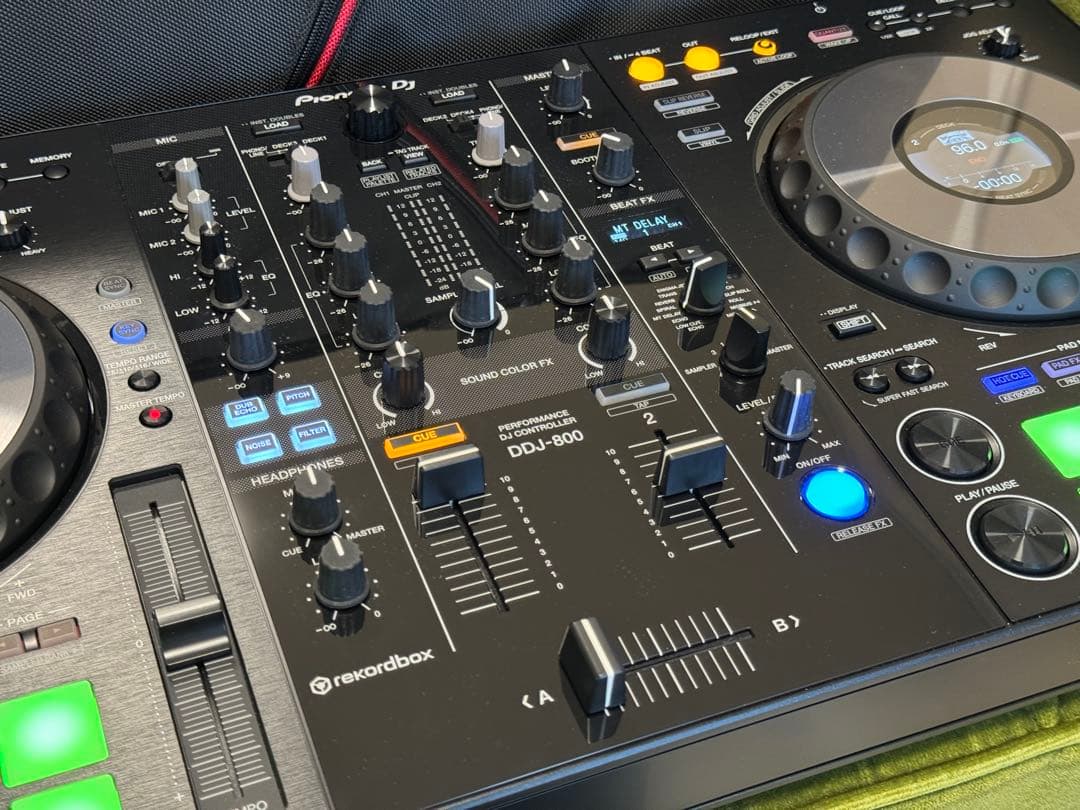 【未使用に近い】DDJ 800 Pioneer DJ 純正ケース付き