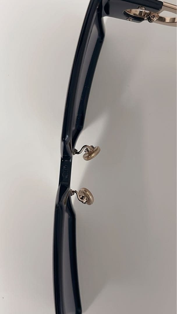 diorスクエアロゴブラックサングラス