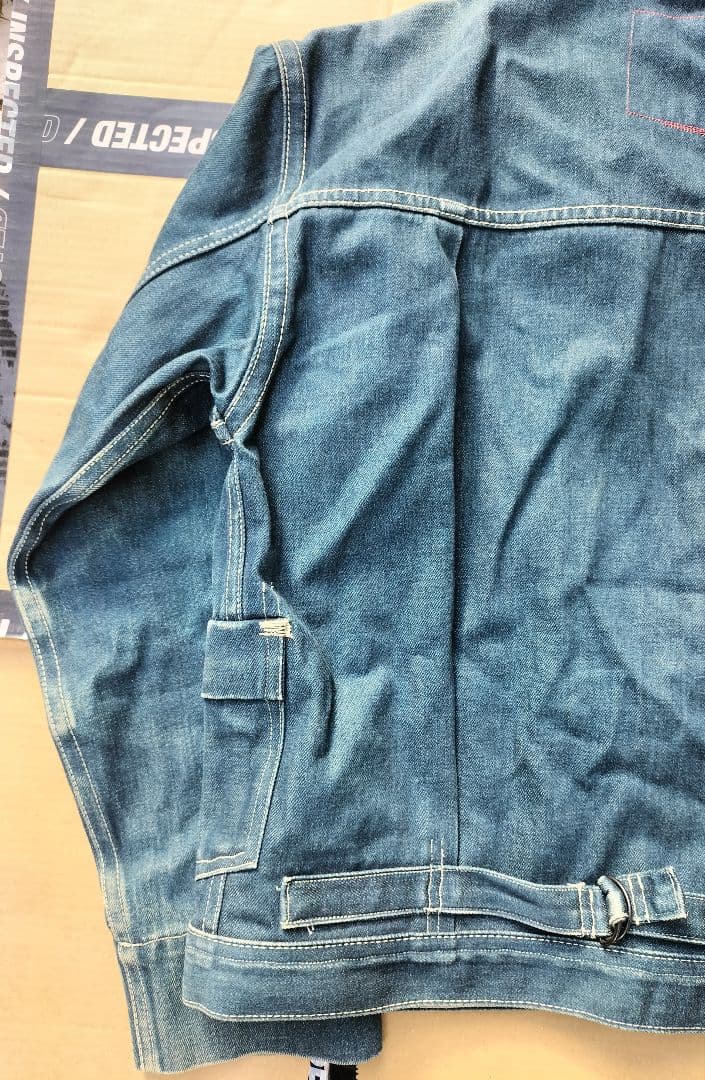 Myday公式アカウント01 Levis RED 2003E