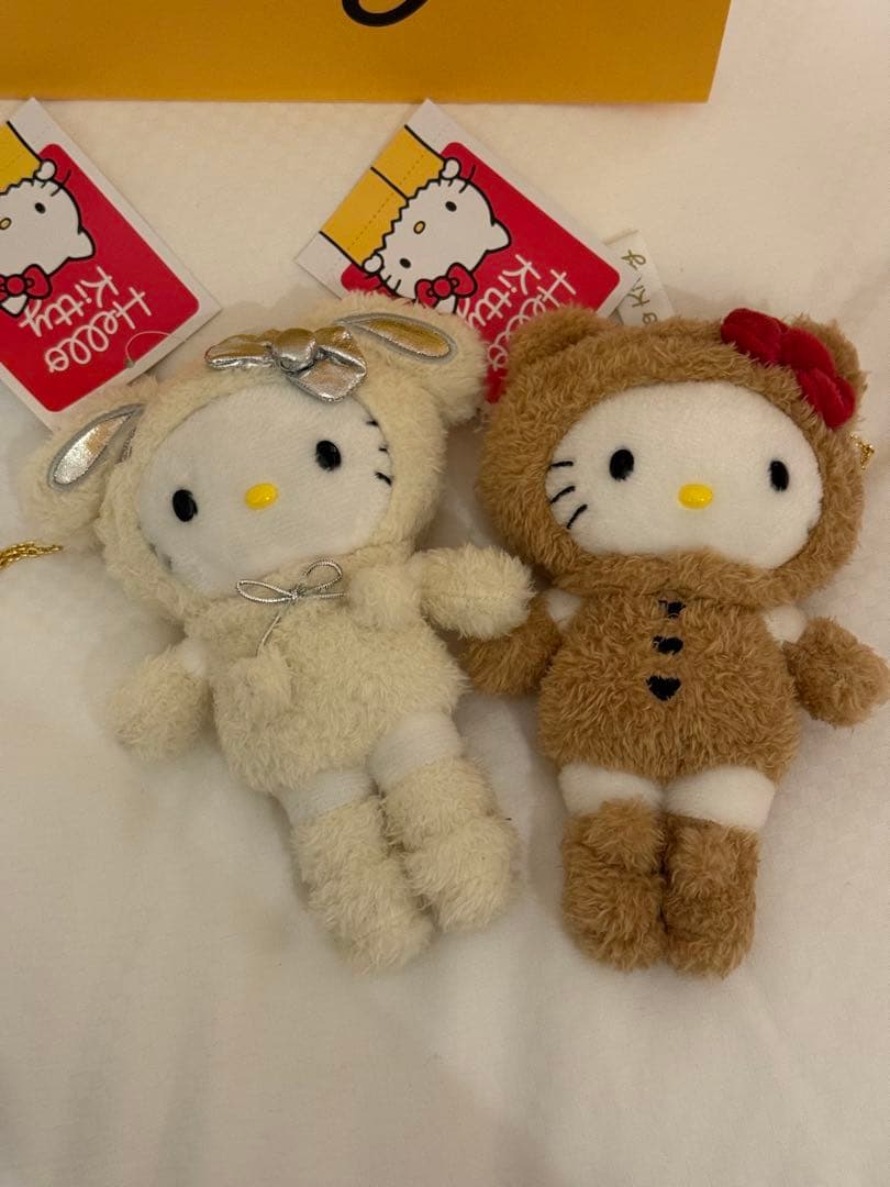 HELLO KITTY展　2つセット