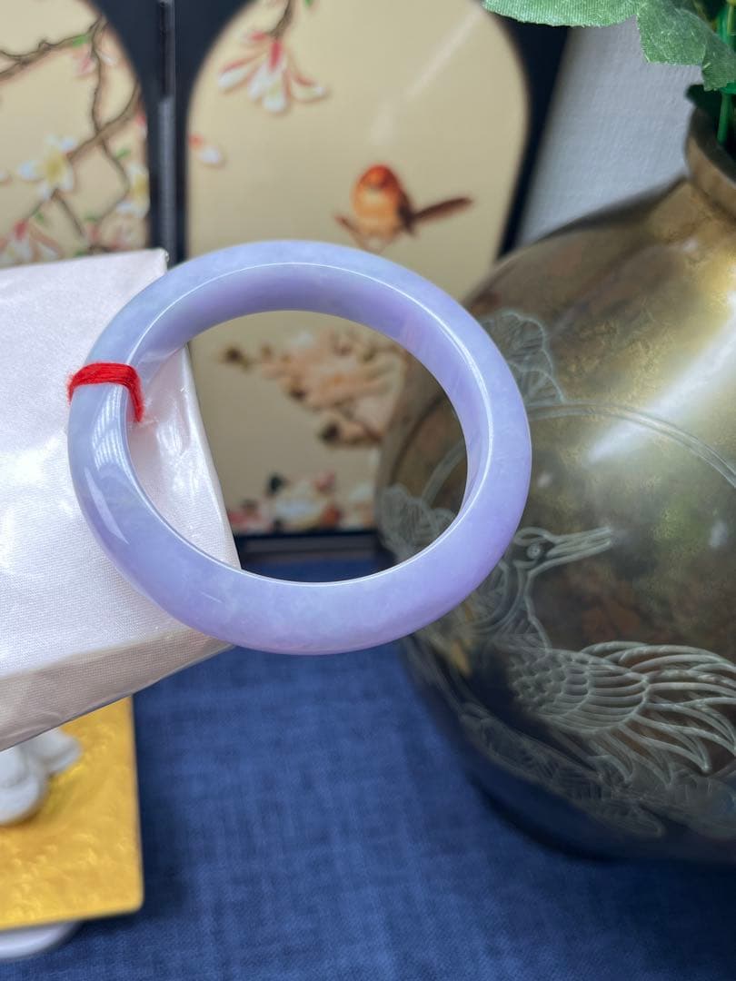 コレクションレベル‼️高級品、最高峰色濃いラベンダー翡翠バングル　鑑定書付き