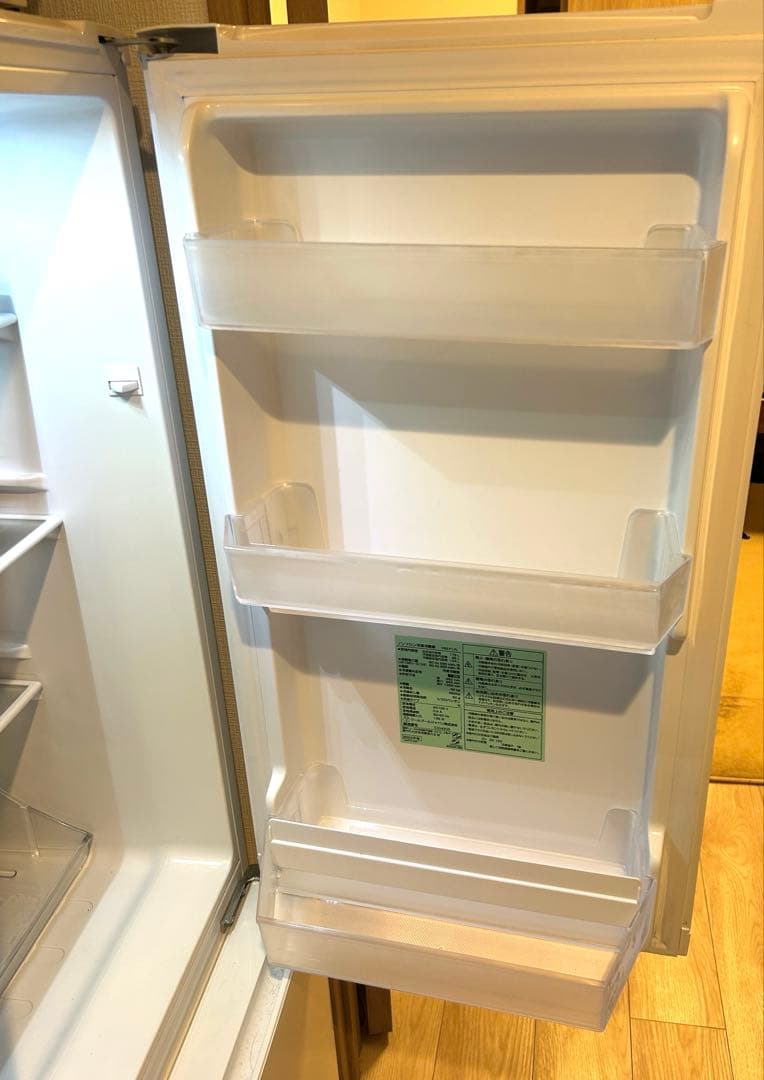 ※出品9/24頃まで 2023年製 179L冷蔵庫 YRZ-F17L