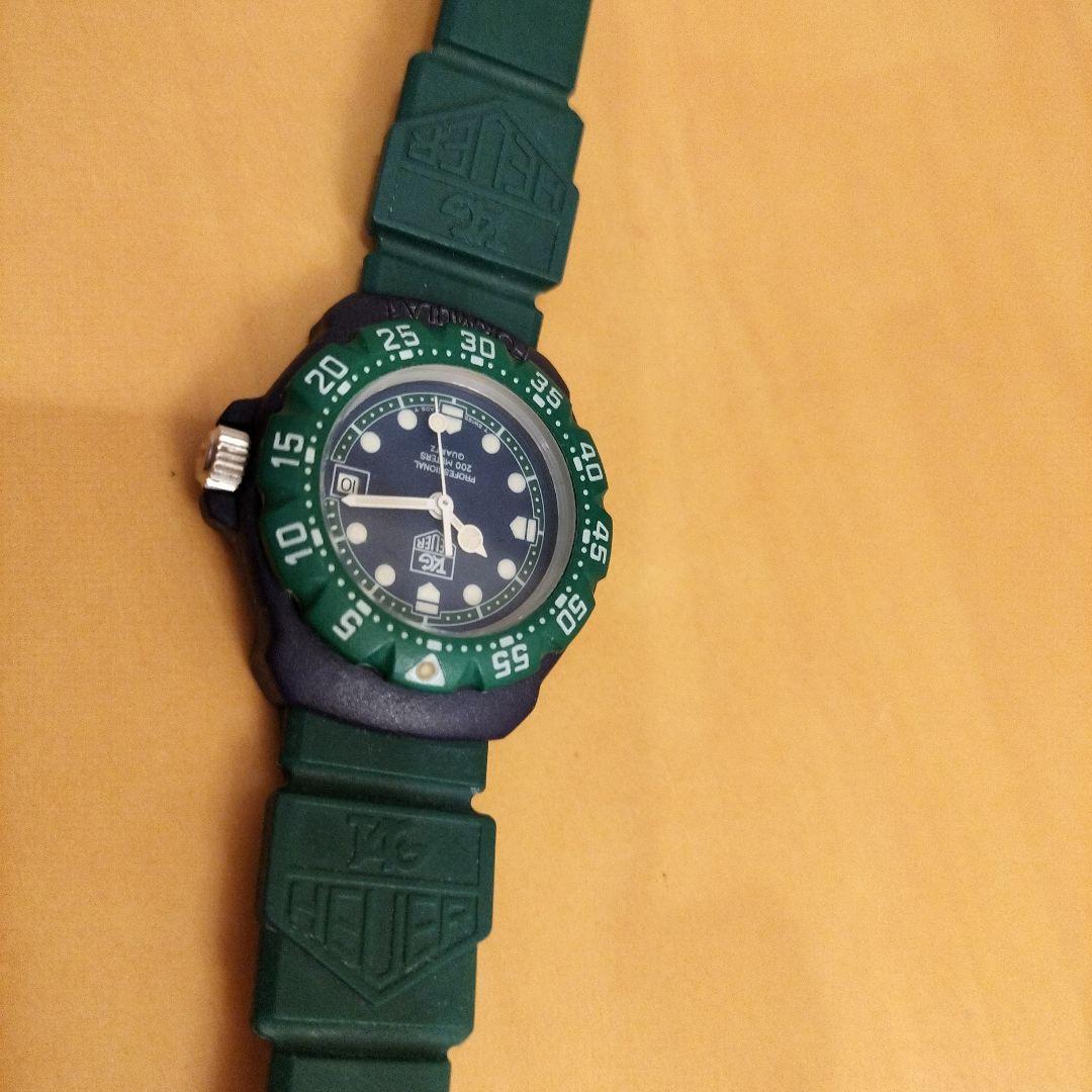 タグ・ホイヤーフォミラー1 緑 ラバーベルト