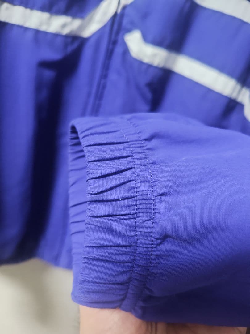 （にょん）Supreme ナイロンジャケット