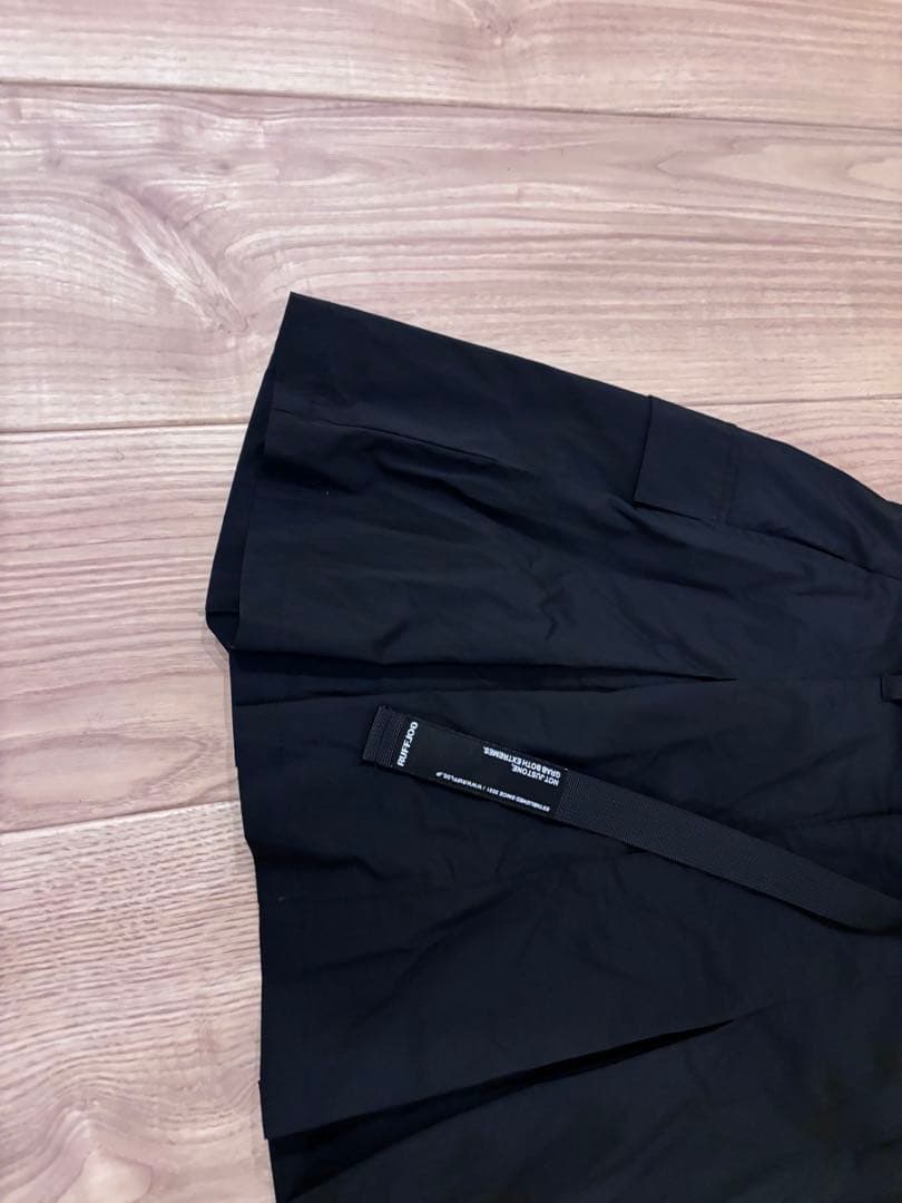 ラフロッグ　今季新作　アジャスタブルサイドポケットプリーツスカート　即完売品