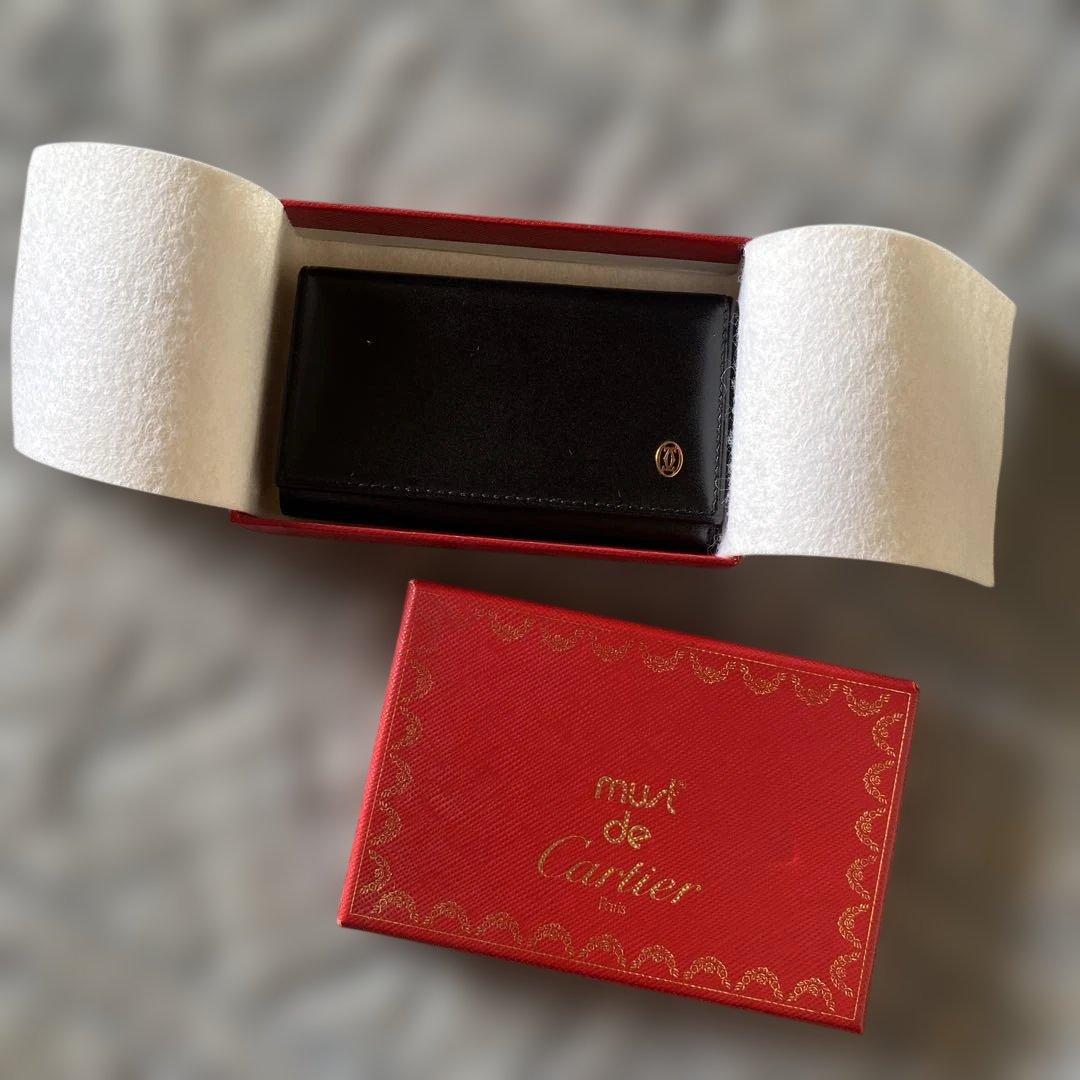 新品Cartier 黒 レザーキーケース　箱付き