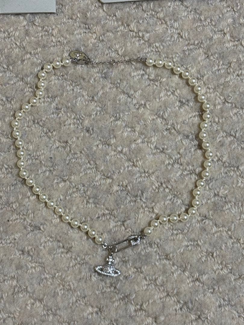 Vivienne Westwood パールネックレス　かやゆー着用