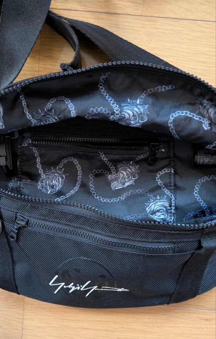 【とりこっと】 ヨウジヤマモト　ボディバッグ・ウエストバッグ