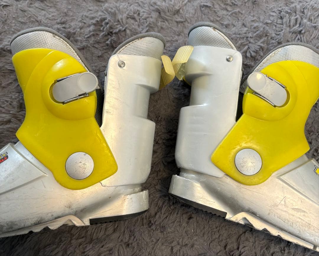 子供用スキー3点セット　KAZAMA板 90cm / ブーツ 20cm/ストック